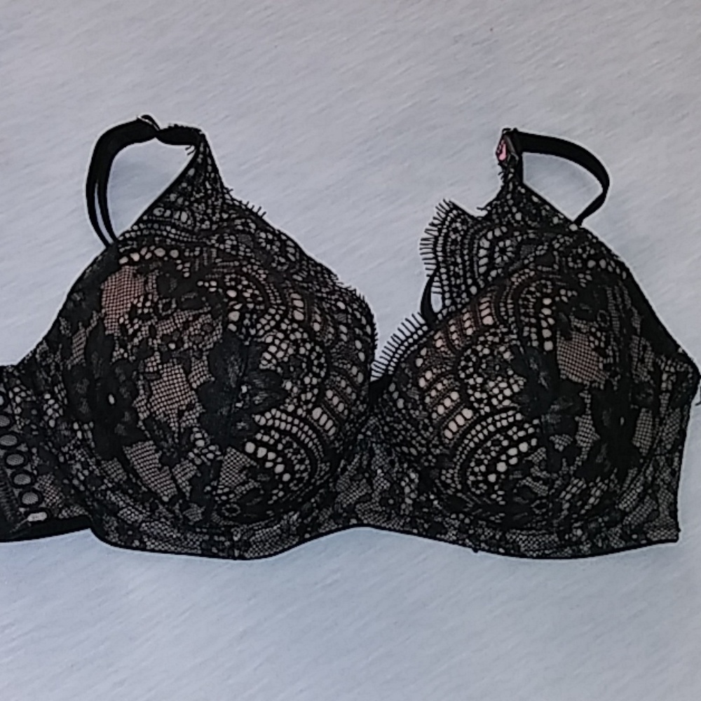 Victoria's secret bra